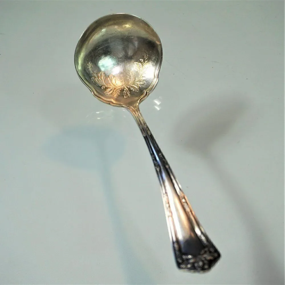 Antique Silver Plate WM Rogers Son Fair Oak Pattern Gravy Ladle Spoon Pat Pend